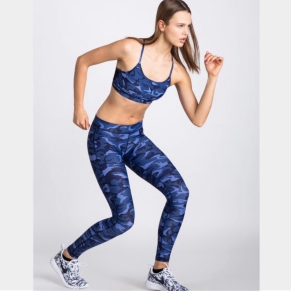 HPE Athletic Camo Leggings